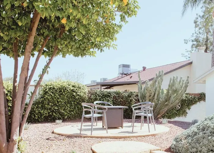 Modern W Heated Pool & Outdoor Kitchen Holiday home Phoenix